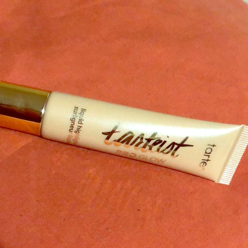 Tarte liquid highlighter